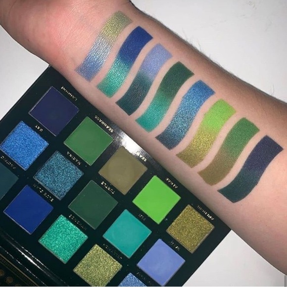 Ace Beaute OCEANIC Eyeshadow Palette Aqua Green Purple Blue Gorgeous! 24g *BNIB - Picture 12 of 16